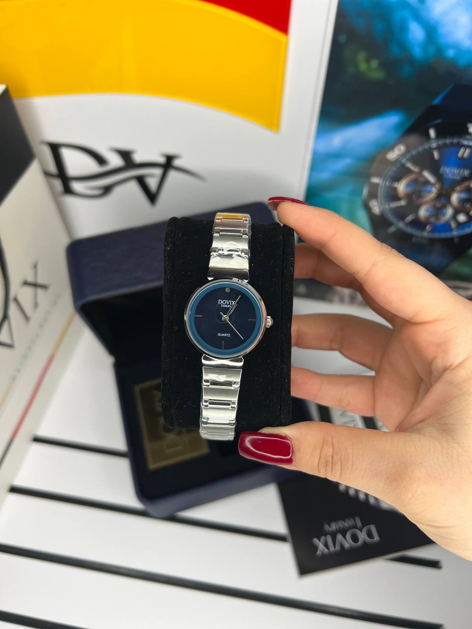 ساعت اورجینال زنانه بندصفحه گرد برند  المانی داویکس مدل DVL24036.2